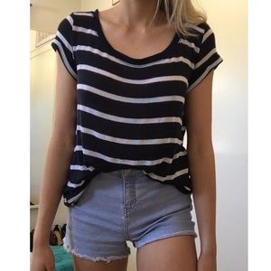 HOLLISTER STRIPED TOP SIZE S